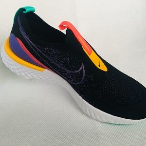 Nike Womens Epic Phantom React FK